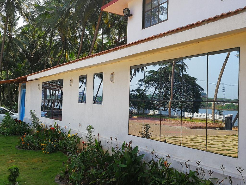 Nisarga Nirvana River House Pensjonat Mangalore Zewnętrze zdjęcie
