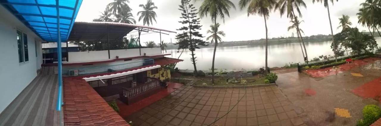 Nisarga Nirvana River House Pensjonat Mangalore Zewnętrze zdjęcie